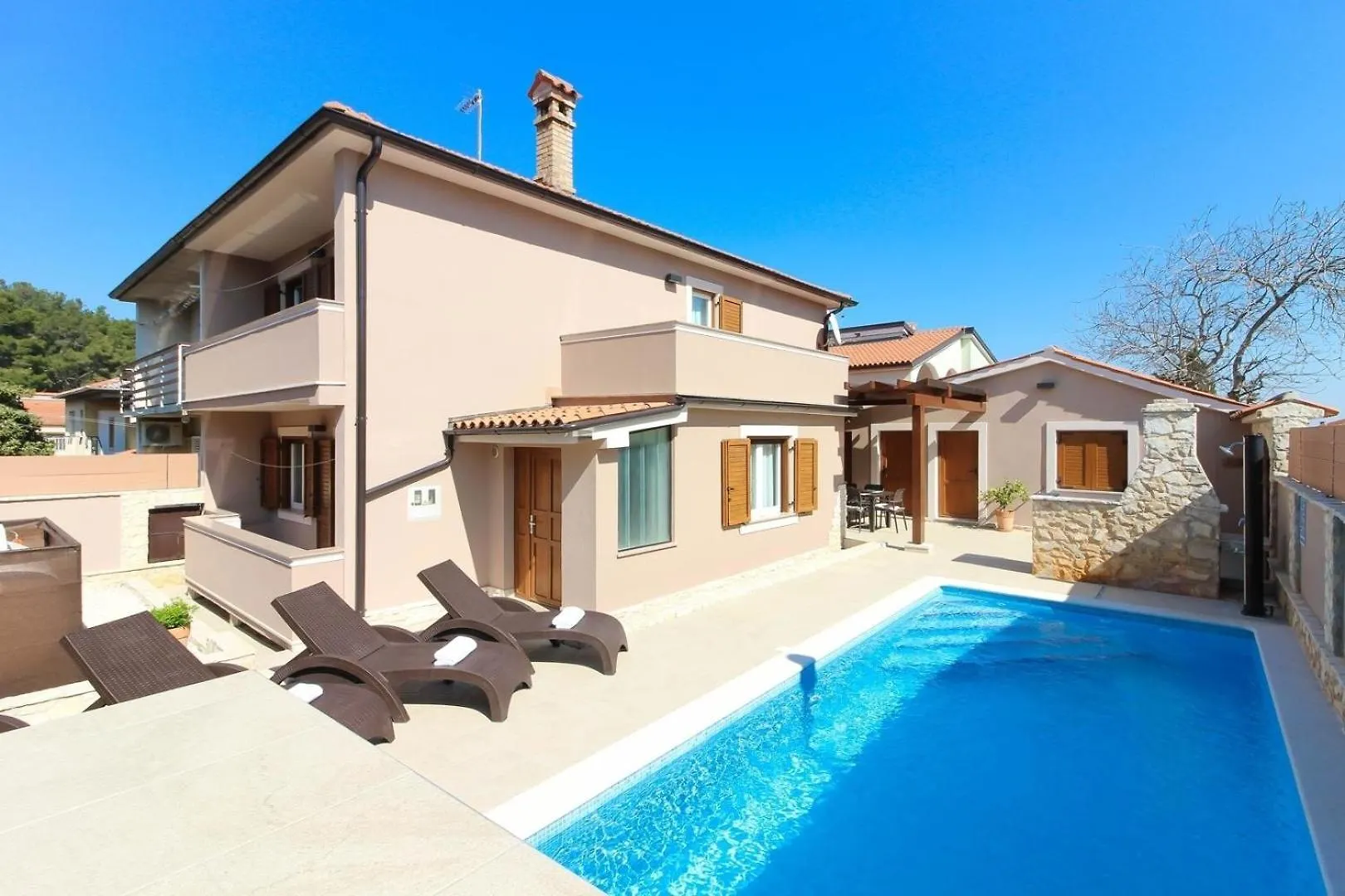 Ferienhaus Mit Privatpool Fuer 5 Personen Ca 150 Qm In Pula, Istrien Istrische Riviera